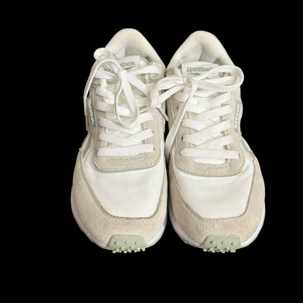 Reebok Women’s Cloud-walk Leather /Suede Sneakers -/SZ: 8.5